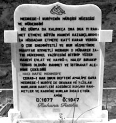 Mehmed Avşar (Baba) Kabir.JPG